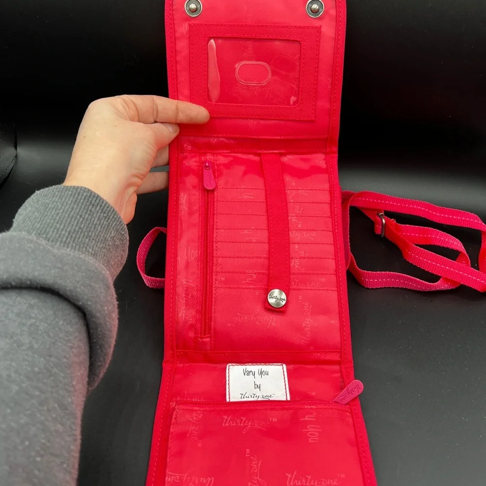 Thirty One Pink “Vary You” Quilted Crossbody Organizer Wallet Bag‎ 7